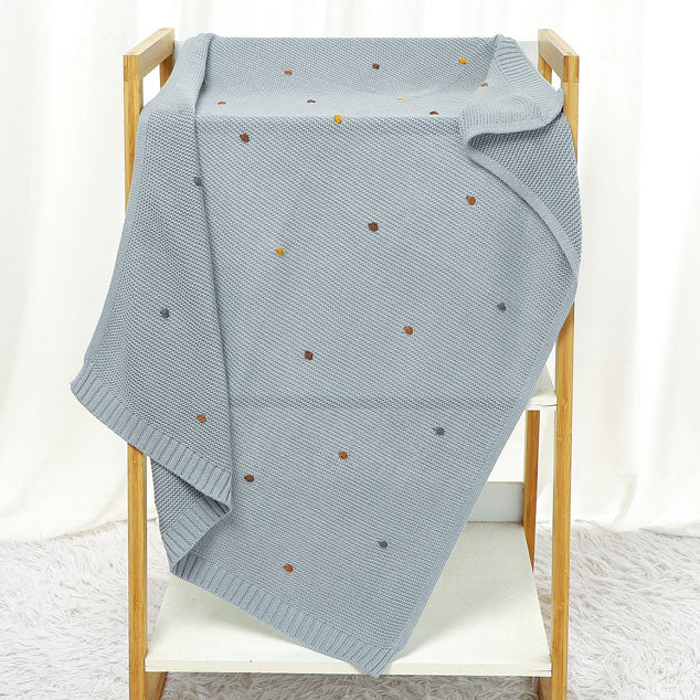 Vida Knit Baby Blanket. Size 90x70 cm front 3